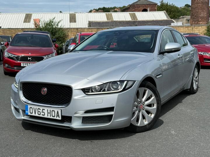 Jaguar XE 2.0d Portfolio Auto Euro 6 (s/s) 4dr