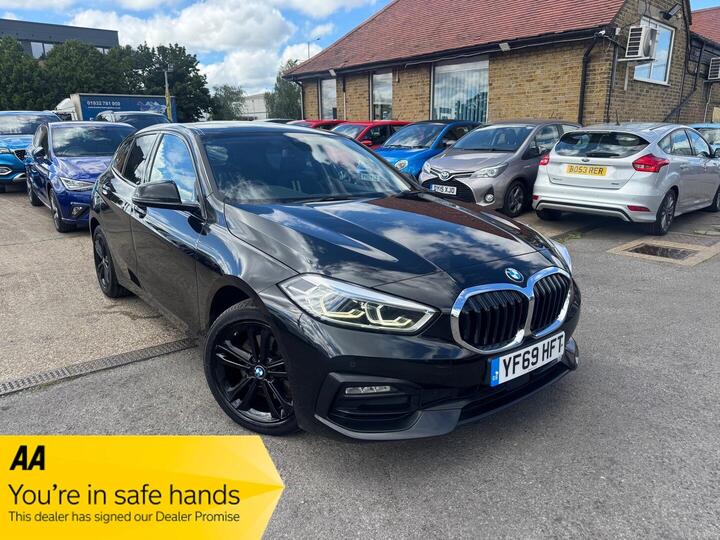 BMW 1 Series 1.5 118i Sport Euro 6 (s/s) 5dr