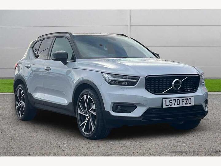 Volvo Xc40 2.0 B4 MHEV R-Design Pro Auto Euro 6 (s/s) 5dr