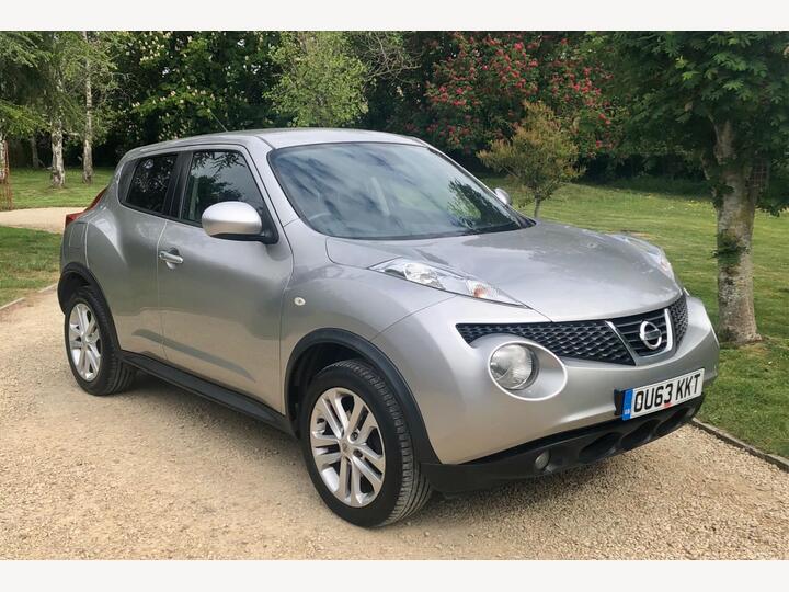 Nissan Juke 1.6 Acenta Premium Euro 5 (s/s) 5dr
