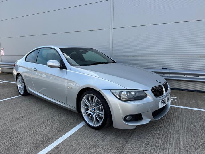 BMW 3 Series 3.0 330i M Sport Steptronic Euro 5 2dr