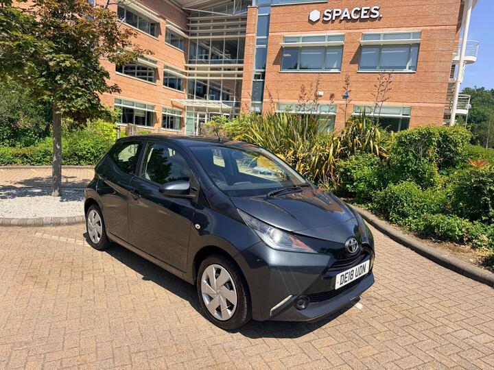 Toyota AYGO 1.0 VVT-i X-play Euro 6 5dr