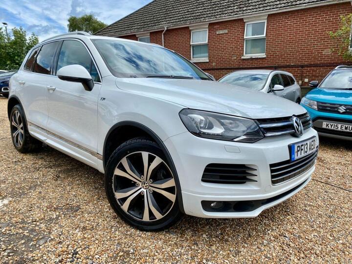 Volkswagen TOUAREG 3.0 TDI V6 BlueMotion Tech R-Line Tiptronic 4WD Euro 5 (s/s) 5dr