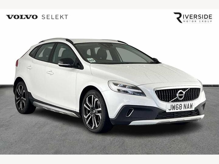 Volvo V40 Cross Country 2.0 D2 Pro Euro 6 (s/s) 5dr