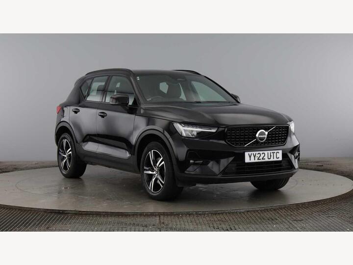 Volvo XC40 2.0 B4 MHEV Plus DCT Auto AWD Euro 6 (s/s) 5dr