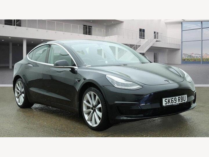Tesla Model 3 Standard Range Plus Auto RWD 4dr