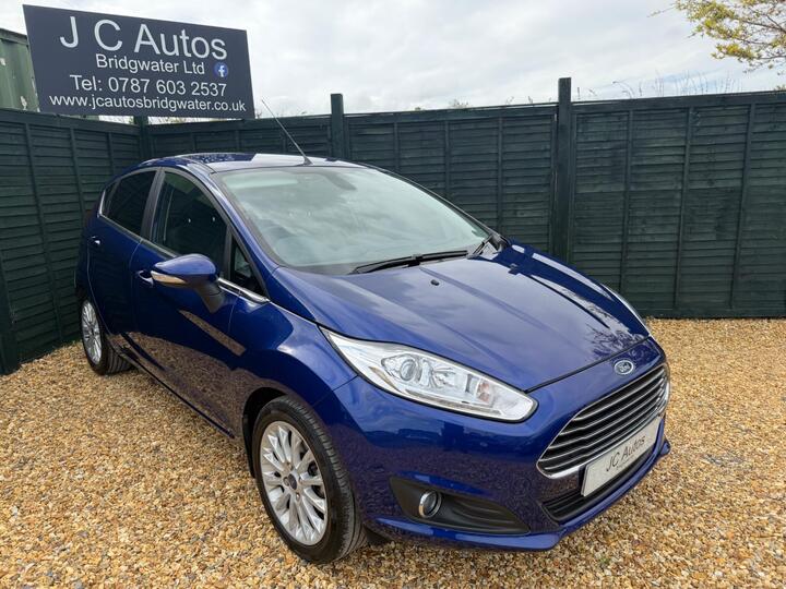 Ford Fiesta 1.0T EcoBoost Titanium X Euro 6 (s/s) 5dr