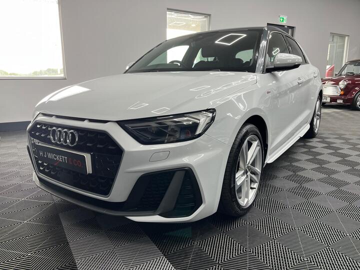 Audi A1 1.5 TFSI 35 S Line Sportback S Tronic Euro 6 (s/s) 5dr