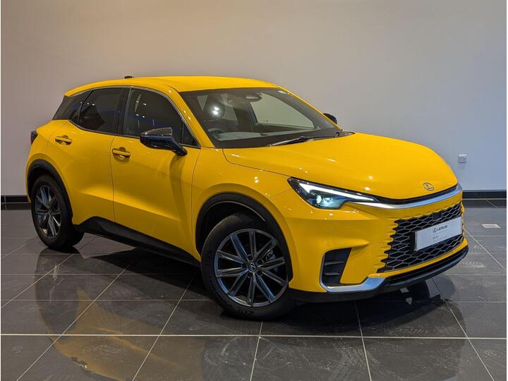 Lexus LBX 1.5 VVT-iE Premium Plus E-CVT Euro 6 (s/s) 5dr