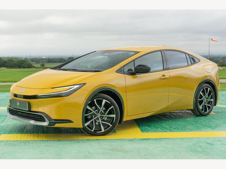 Toyota Prius 2.0 13.6kWh Excel CVT Euro 6 (s/s) 5dr