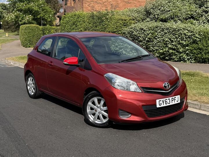 Toyota YARIS 1.33 Dual VVT-i TR Euro 5 3dr