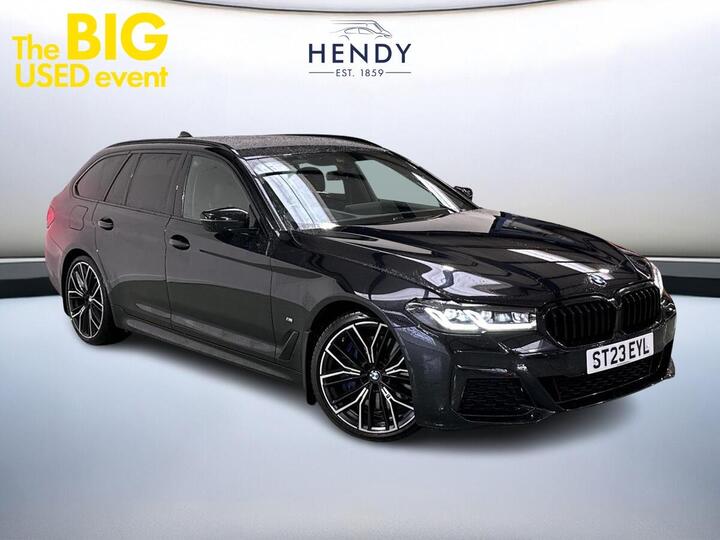 BMW 5 SERIES 3.0 530d MHT M Sport Touring Steptronic XDrive Euro 6 (s/s) 5dr BMW 5 SERIES 3.0 530d MHT M Sport Touring Steptronic XDrive Euro 6 (s/s) 5dr