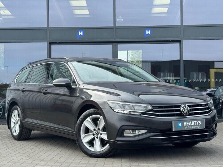 Volkswagen PASSAT 2.0 TDI EVO SE Nav DSG Euro 6 (s/s) 5dr