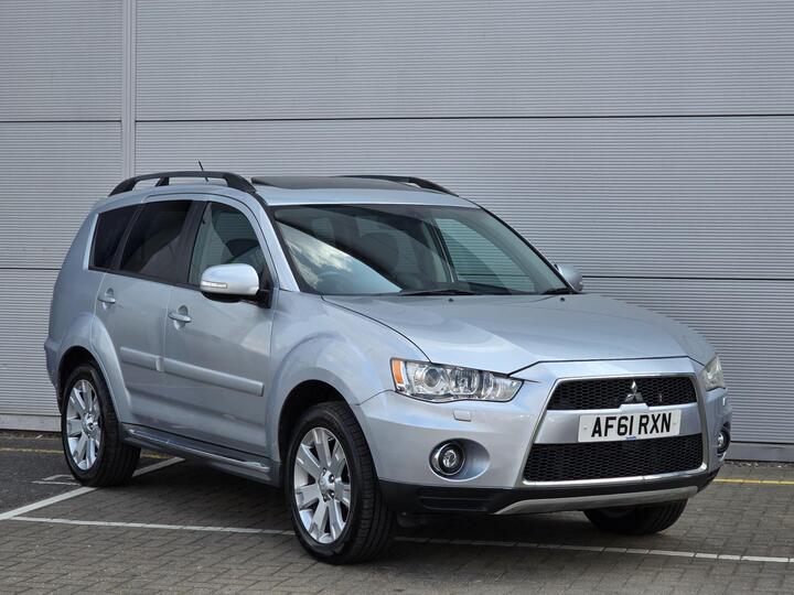 Mitsubishi Outlander 2.2 DI-D GX4 SST 4WD Euro 5 5dr