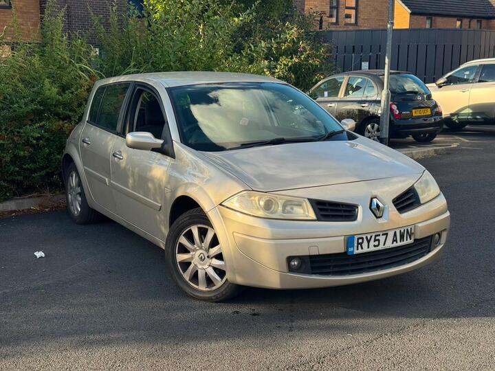 Renault Megane 1.6 VVT Dynamique Proactive 5dr