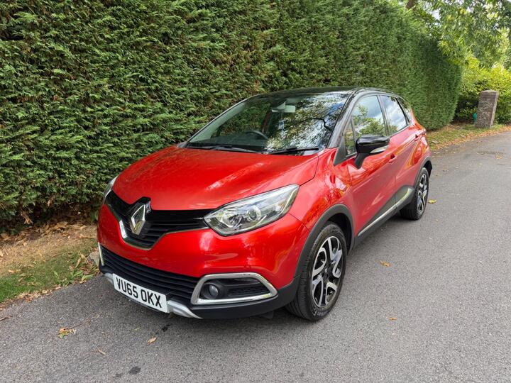 Renault Captur 1.2 TCe ENERGY Signature Nav Auto Euro 6 (s/s) 5dr
