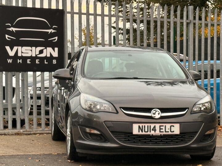 Vauxhall Astra 1.6 16v Excite Euro 5 5dr Vauxhall Astra 1.6 16v Excite Euro 5 5dr