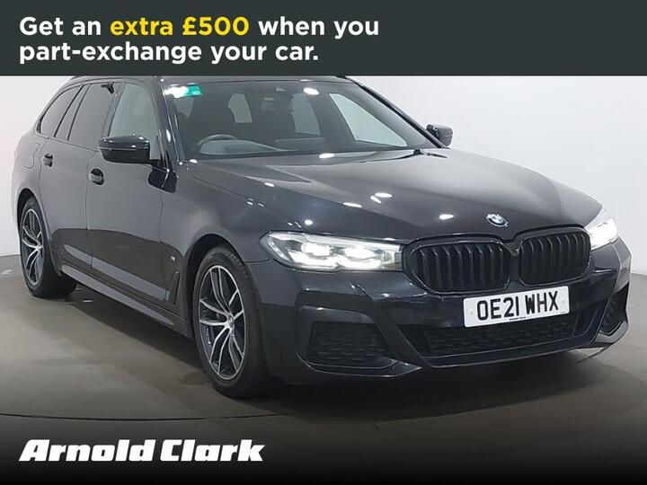 BMW 5 Series 2.0 530e 12kWh M Sport Touring Steptronic XDrive Euro 6 (s/s) 5dr BMW 5 Series 2.0 530e 12kWh M Sport Touring Steptronic XDrive Euro 6 (s/s) 5dr