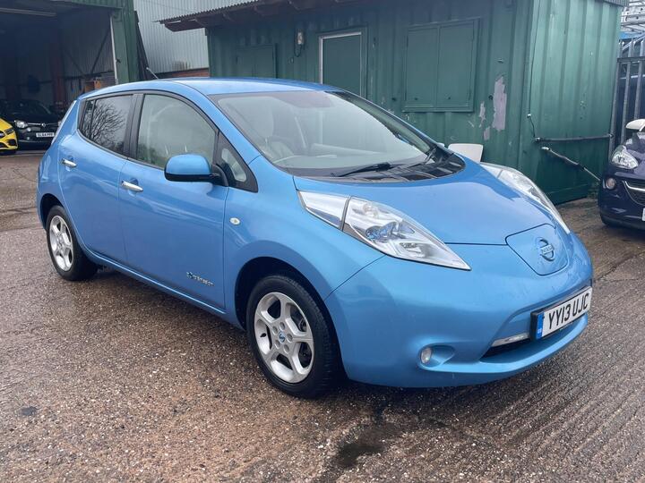 Nissan Leaf 24kWh Auto 5dr