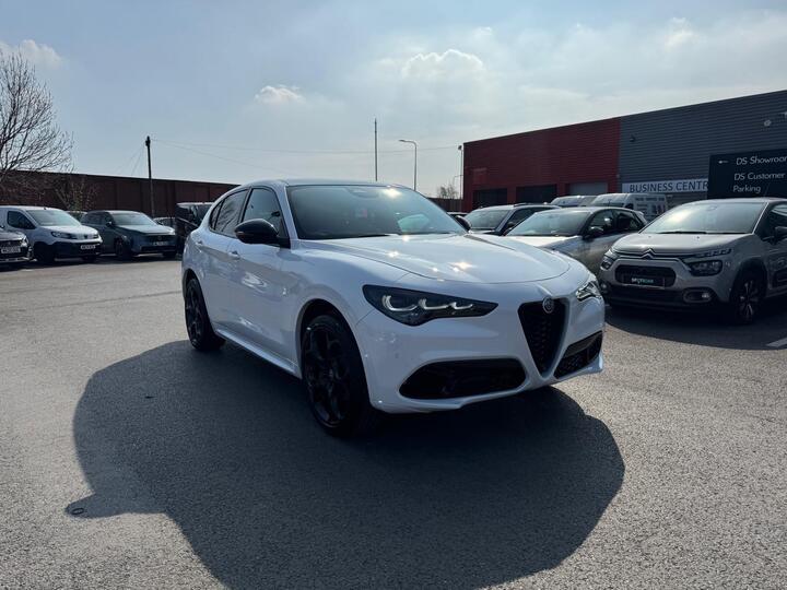 Alfa Romeo Stelvio 2.0T Tributo Italiano Auto Q4 AWD Euro 6 (s/s) 5dr