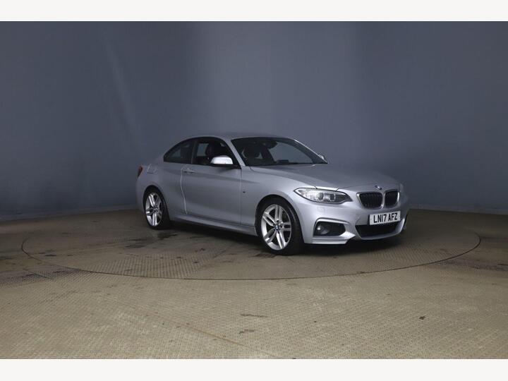 BMW 2 SERIES 2.0 220i M Sport Auto Euro 6 (s/s) 2dr