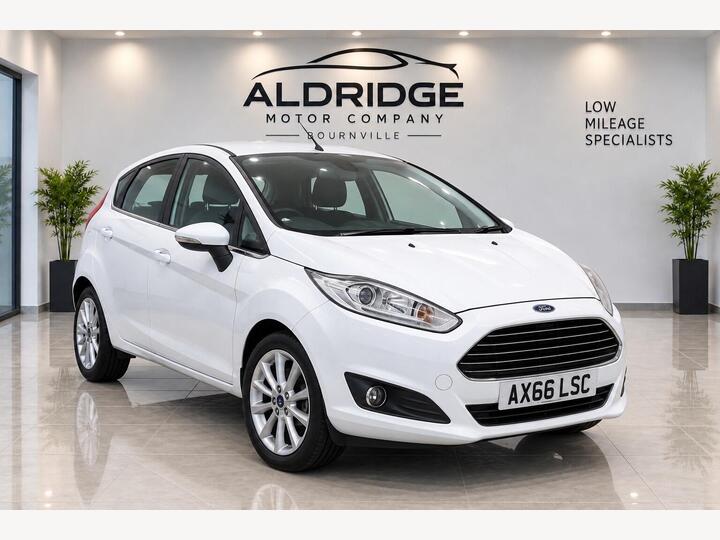 Ford Fiesta 1.0T EcoBoost Titanium Euro 6 (s/s) 5dr