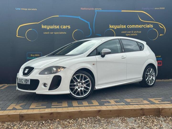 SEAT Leon 2.0 TDI CR FR+ Supercopa Euro 5 5dr