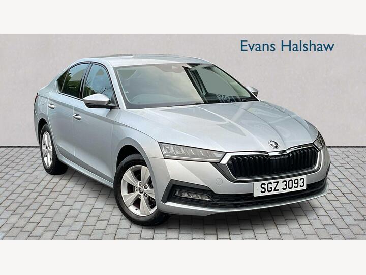 Skoda OCTAVIA HATCHBACK SPECIAL EDITION 1.5 TSI ACT SE First Edition Euro 6 (s/s) 5dr Skoda OCTAVIA HATCHBACK SPECIAL EDITION 1.5 TSI ACT SE First Edition Euro 6 (s/s) 5dr