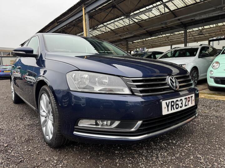 Volkswagen Passat 2.0 TDI BlueMotion Tech Highline Euro 5 (s/s) 4dr