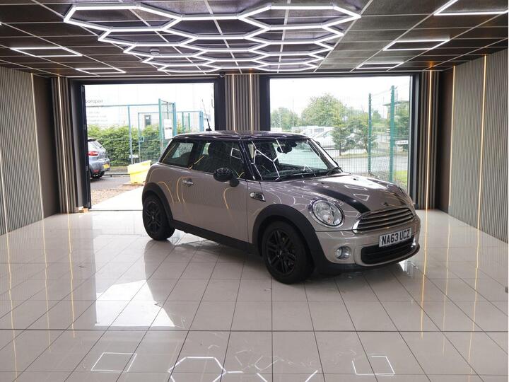 MINI HATCH 1.6 One Baker Street Euro 6 3dr