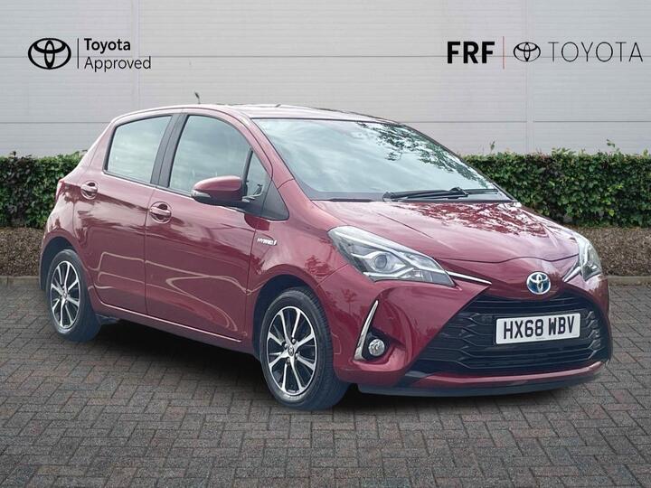 Toyota Yaris 1.5 VVT-h Icon Tech E-CVT Euro 6 (s/s) 5dr