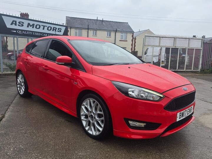 Ford Focus 1.0T EcoBoost ST-Line Euro 6 (s/s) 5dr