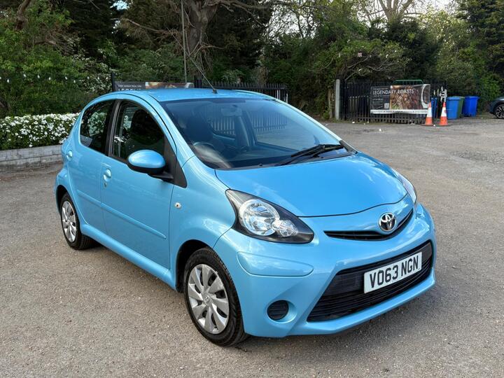 Toyota AYGO 1.0 VVT-i Move MultiMode Euro 5 5dr Toyota AYGO 1.0 VVT-i Move MultiMode Euro 5 5dr