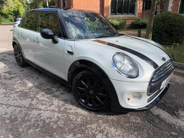 MINI Hatch 1.5 Cooper Auto Euro 6 (s/s) 5dr