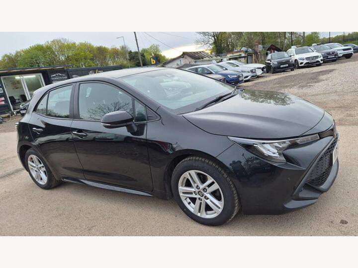 Toyota Corolla 1.2 VVT-i Icon Tech Euro 6 (s/s) 5dr