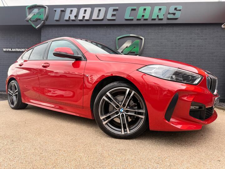 BMW 1 Series 1.5 118i M Sport Euro 6 (s/s) 5dr BMW 1 Series 1.5 118i M Sport Euro 6 (s/s) 5dr