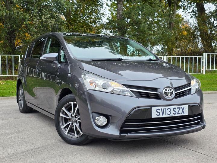 Toyota Verso 1.6 V-Matic Icon Euro 5 5dr Euro 5 Toyota Verso 1.6 V-Matic Icon Euro 5 5dr Euro 5