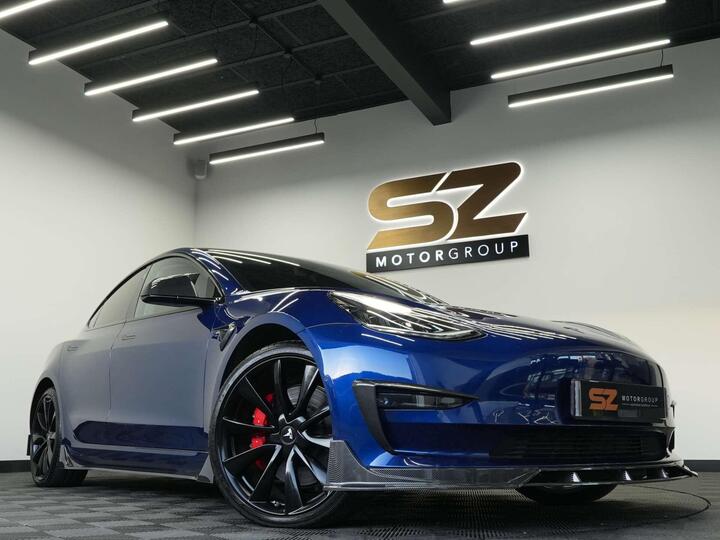 Tesla Model 3 (Dual Motor) Performance Auto 4WDE 4dr (Performance Upgrade) Tesla Model 3 (Dual Motor) Performance Auto 4WDE 4dr (Performance Upgrade)