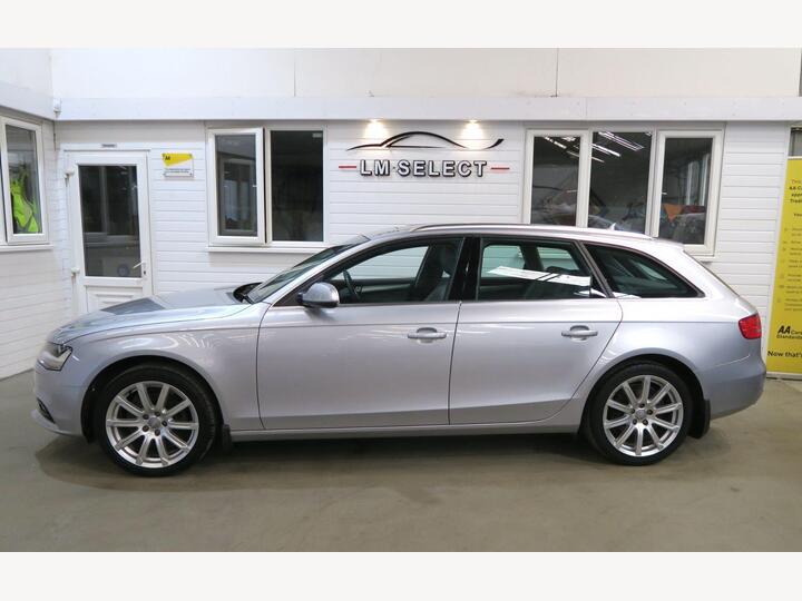 Audi A4 Avant 2.0 TDI SE Technik Euro 5 (s/s) 5dr
