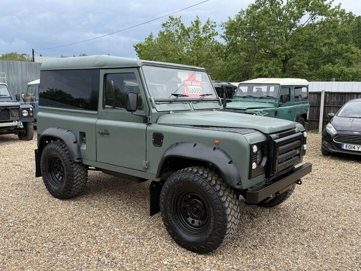 Land Rover DEFENDER 90 2.5 TDi Station Wagon 3dr