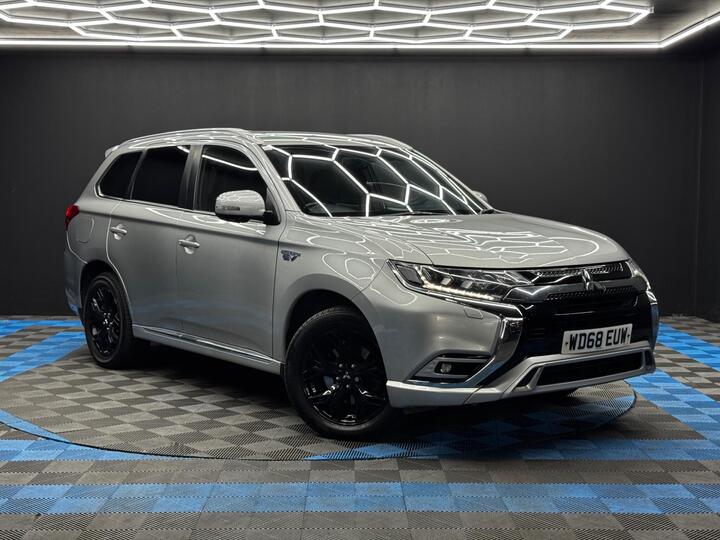 Mitsubishi Outlander 2.4h TwinMotor 13.8kWh 4h CVT 4WD Euro 6 (s/s) 5dr