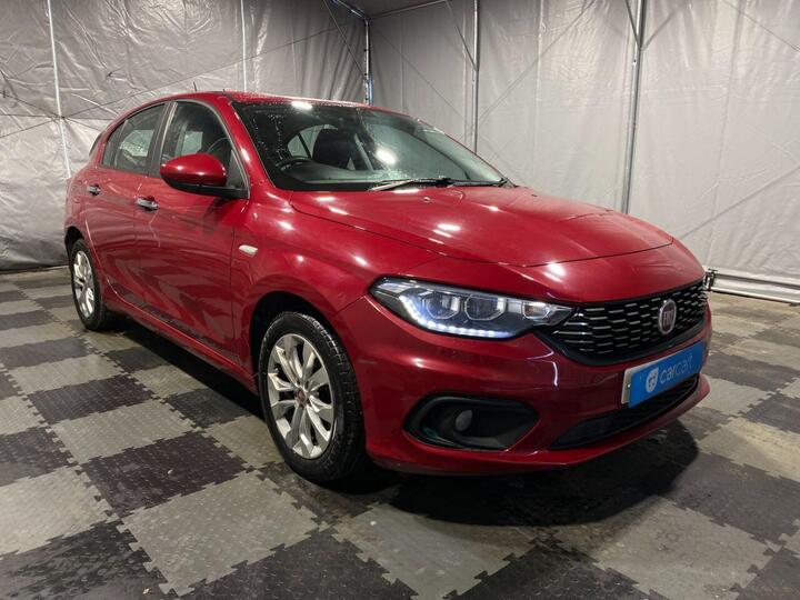 Fiat TIPO 1.4 MPI Easy Plus Euro 6 5dr