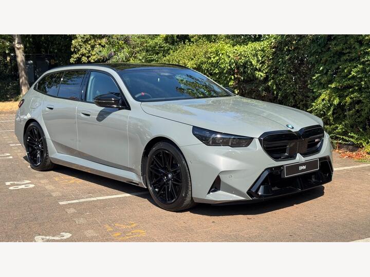 BMW M5 4.4 22.1kWh Touring Steptronic XDrive Euro 6 (s/s) 5dr