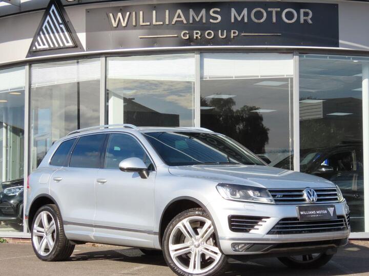 Volkswagen TOUAREG 3.0 TDI V6 R-Line Tiptronic 4WD Euro 6 (s/s) 5dr
