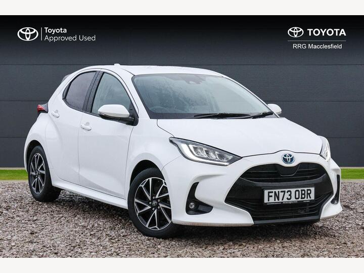 Toyota Yaris 1.5 VVT-h Design E-CVT Euro 6 (s/s) 5dr