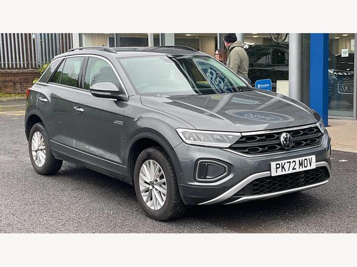 Volkswagen T-ROC HATCHBACK 1.5 TSI Life DSG Euro 6 (s/s) 5dr Volkswagen T-ROC HATCHBACK 1.5 TSI Life DSG Euro 6 (s/s) 5dr