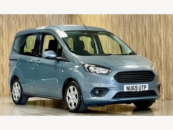 Ford TOURNEO COURIER 1.0 EcoBoost Zetec Euro 6 5dr