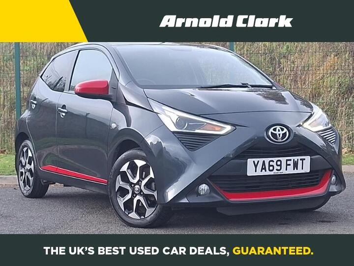 Toyota AYGO 1.0 VVT-i X-trend Euro 6 5dr Toyota AYGO 1.0 VVT-i X-trend Euro 6 5dr