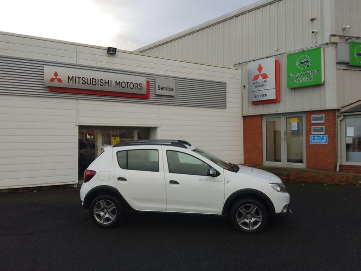 Dacia Sandero Stepway 1.5 DCi Laureate Euro 6 (s/s) 5dr