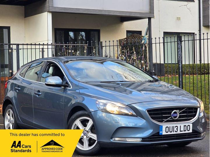 Volvo V40 1.6 D2 SE Nav Euro 5 (s/s) 5dr